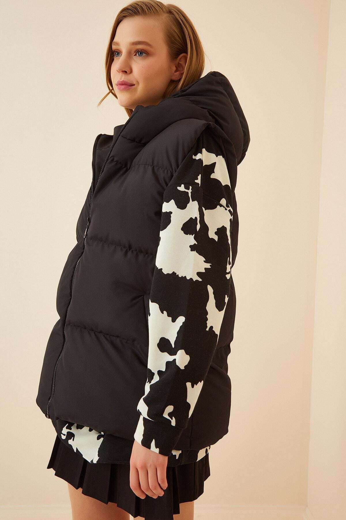 Vesta dama, Happiness İstanbul Oversized