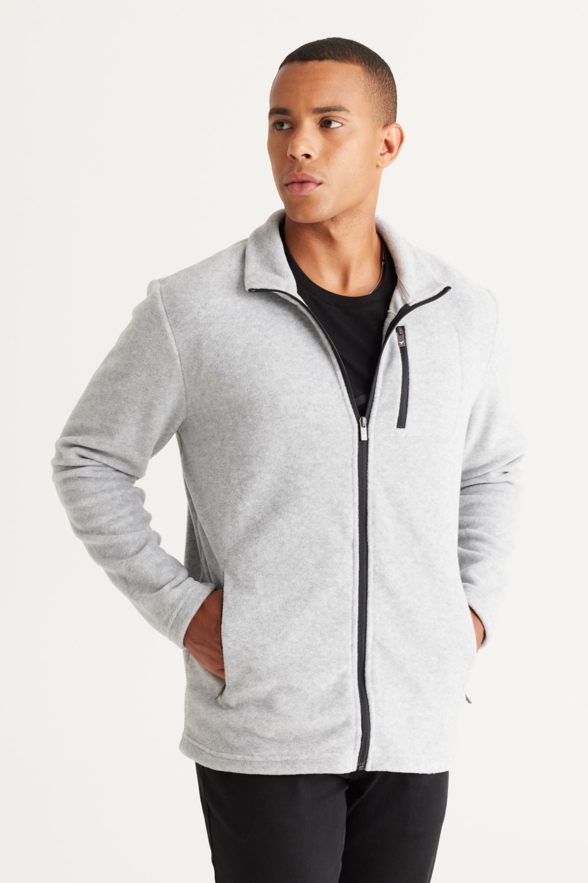 Pánská šedá melange standardní fit mikina s vysokým bato límcem, kapsou na zip, odolná proti chladu, fleece bunda od AC&Co / Altınyıldız Classics