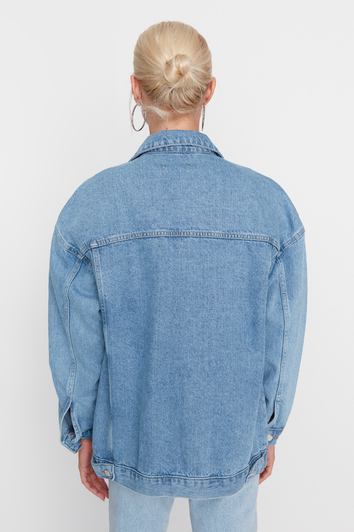 Jachetă Trendyol Blue Oversize Trucker Denim