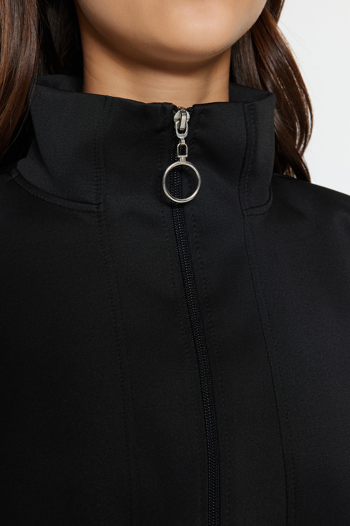 Trendyol Čierna mikina s detailom na zips Diver/Scuba Plain Knit
