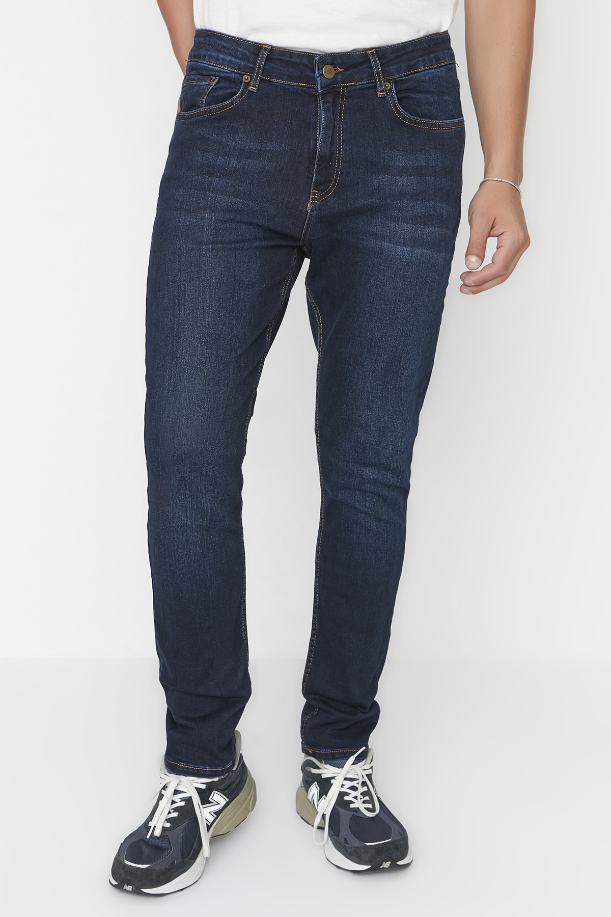 Trendyol Men's Navy Blue Flexible Fabric Tapared Fit Jeans Jeans