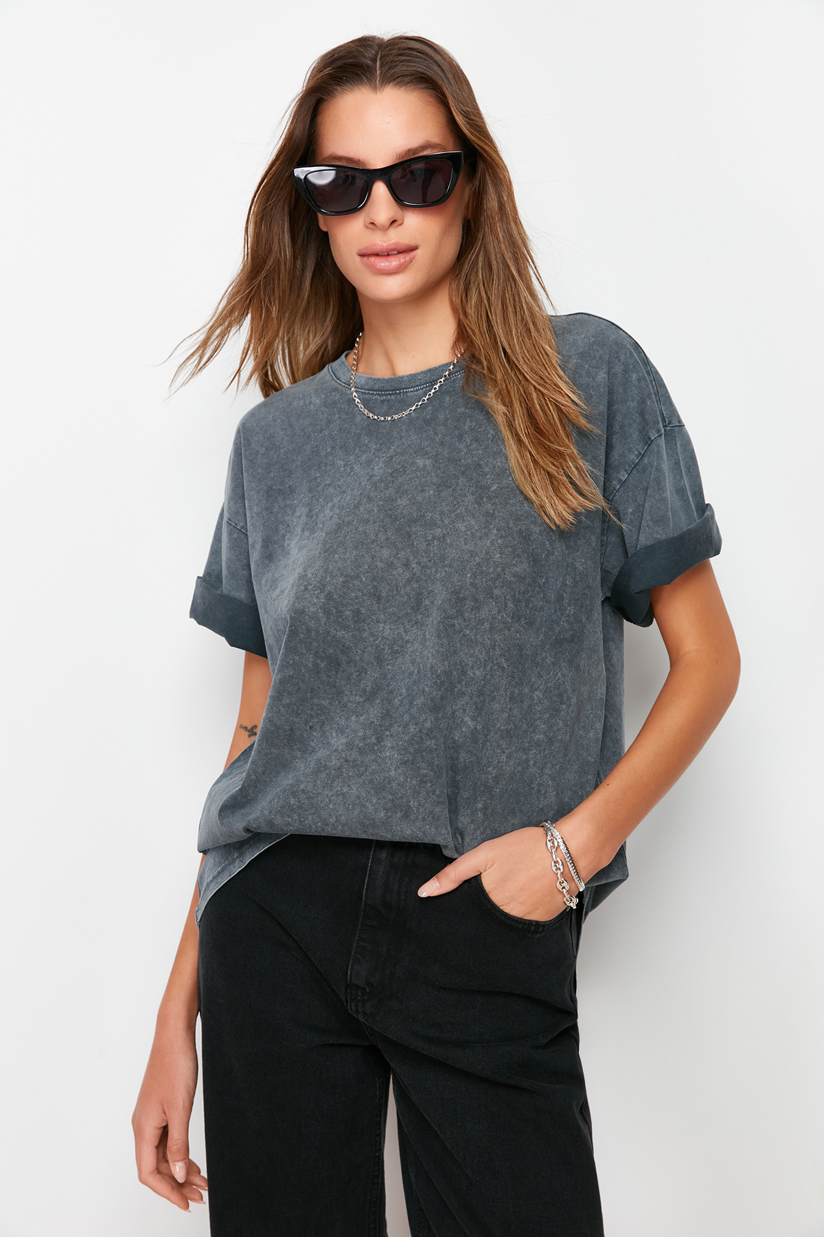 Trendyol Anthracite 100% Cotton Faded Effect Back Printed Oversize/Comfort Fit Knitted T-Shirt