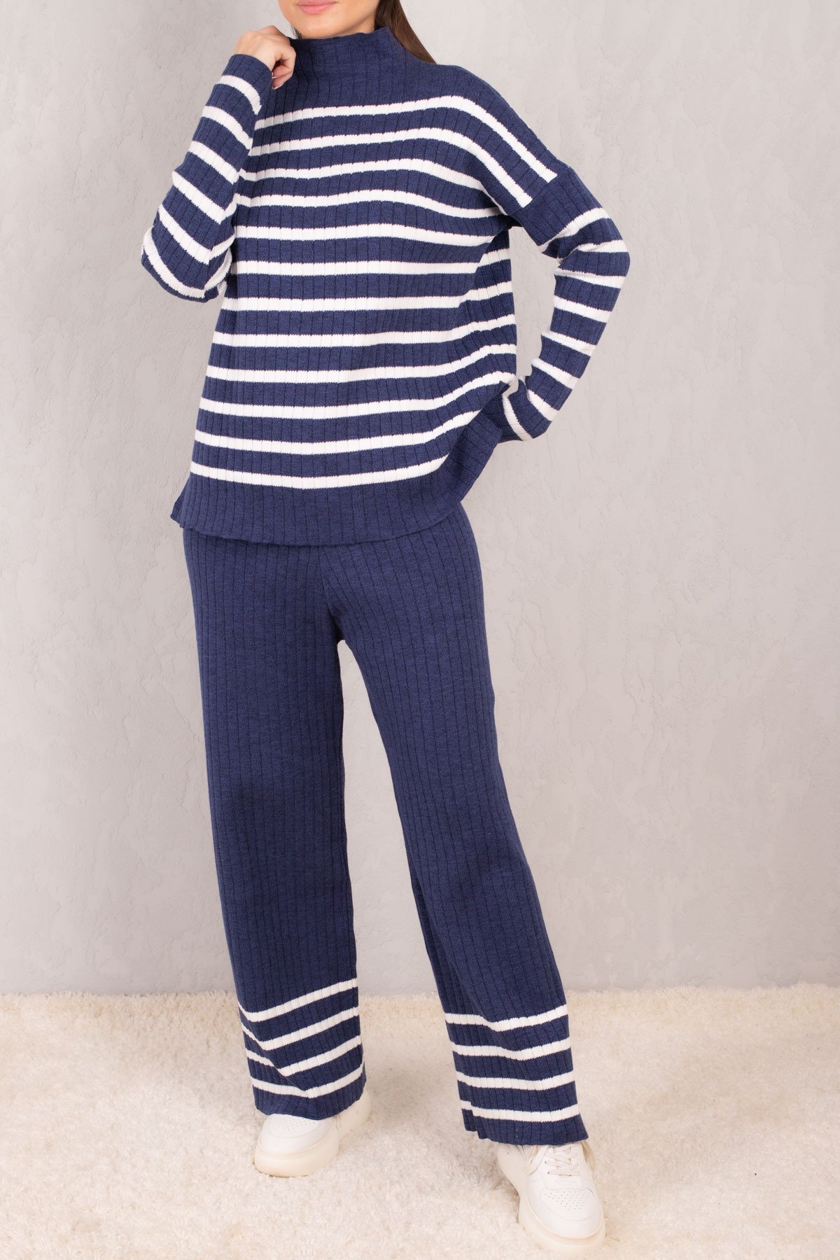 Levně armonika Women's Navy Blue Line Patterned High Neck Knitwear Suit