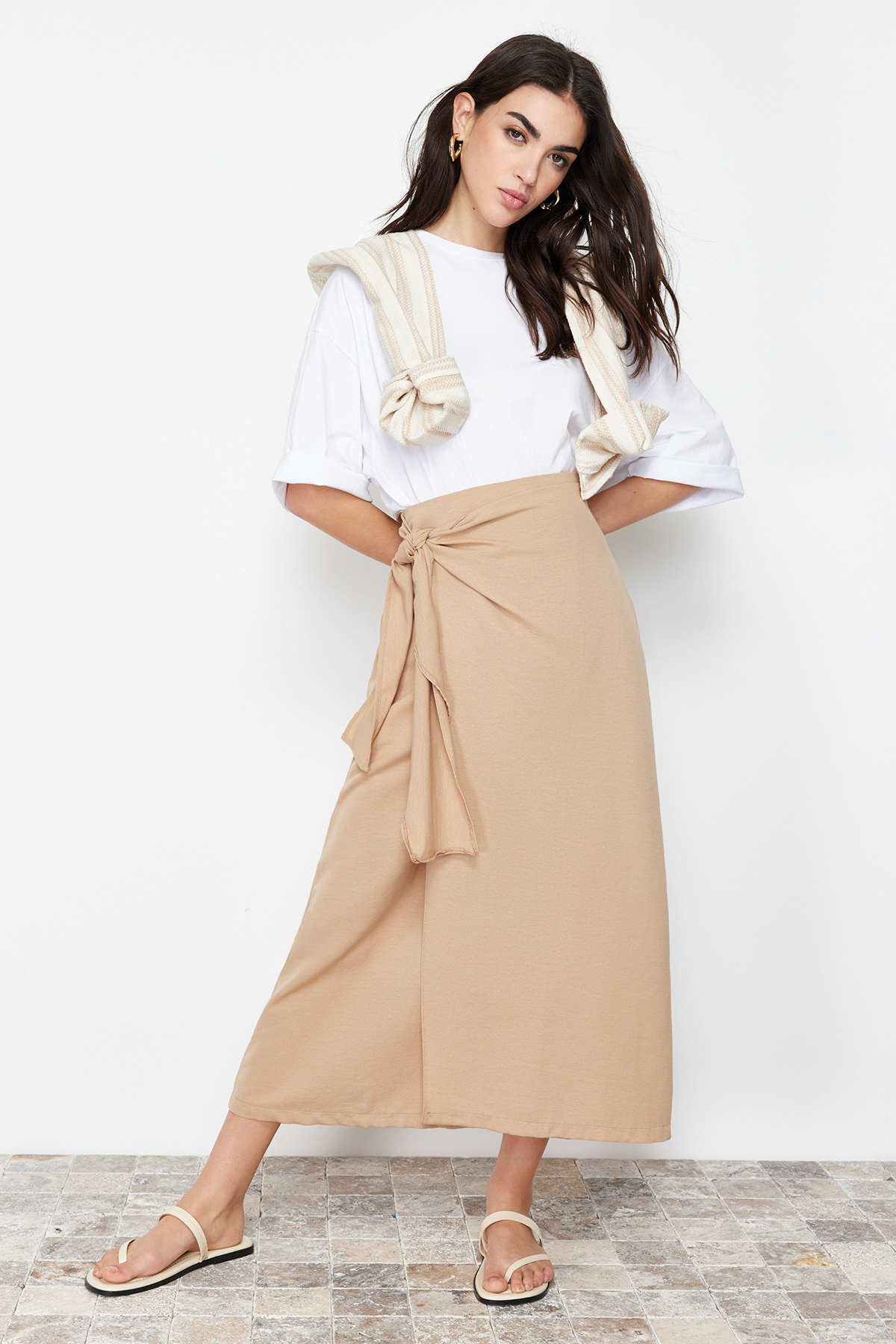 Trendyol Camel Double-breasted Tie Detailed Woven Linen Look Skirt