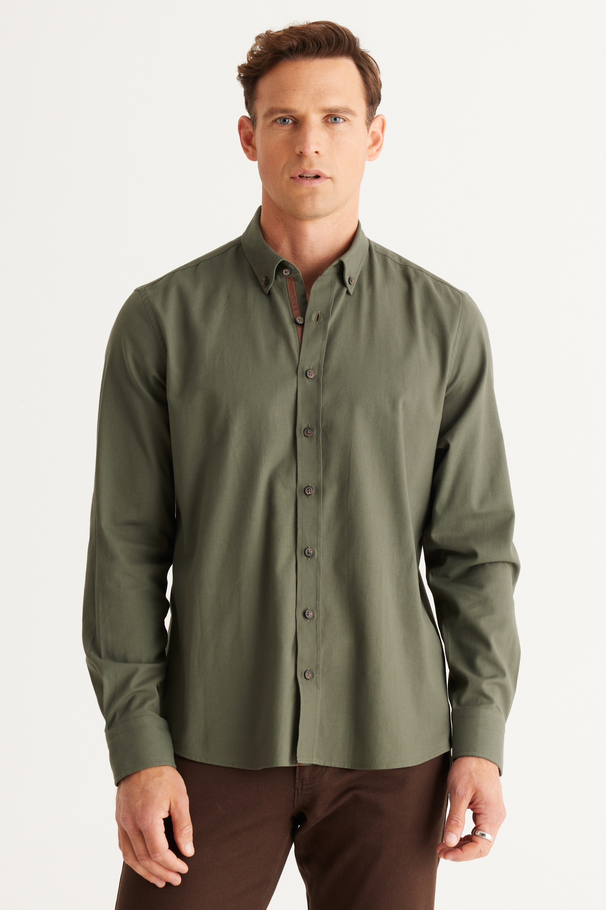 Levně ALTINYILDIZ CLASSICS Men's Khaki Slim Fit Slim Fit Buttoned Collar Cotton Gabardine Shirt.