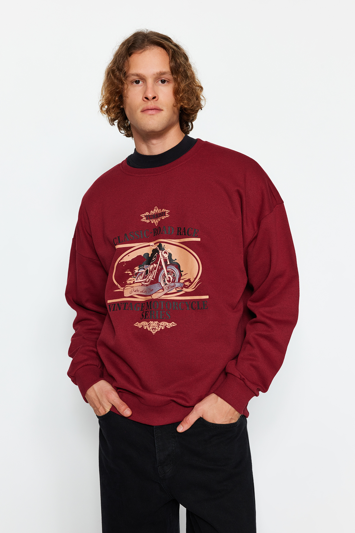 Trendyol Men's Burgundy Oversize/Wide-Fit Motorcycle Printed Fleece Sweatshirt