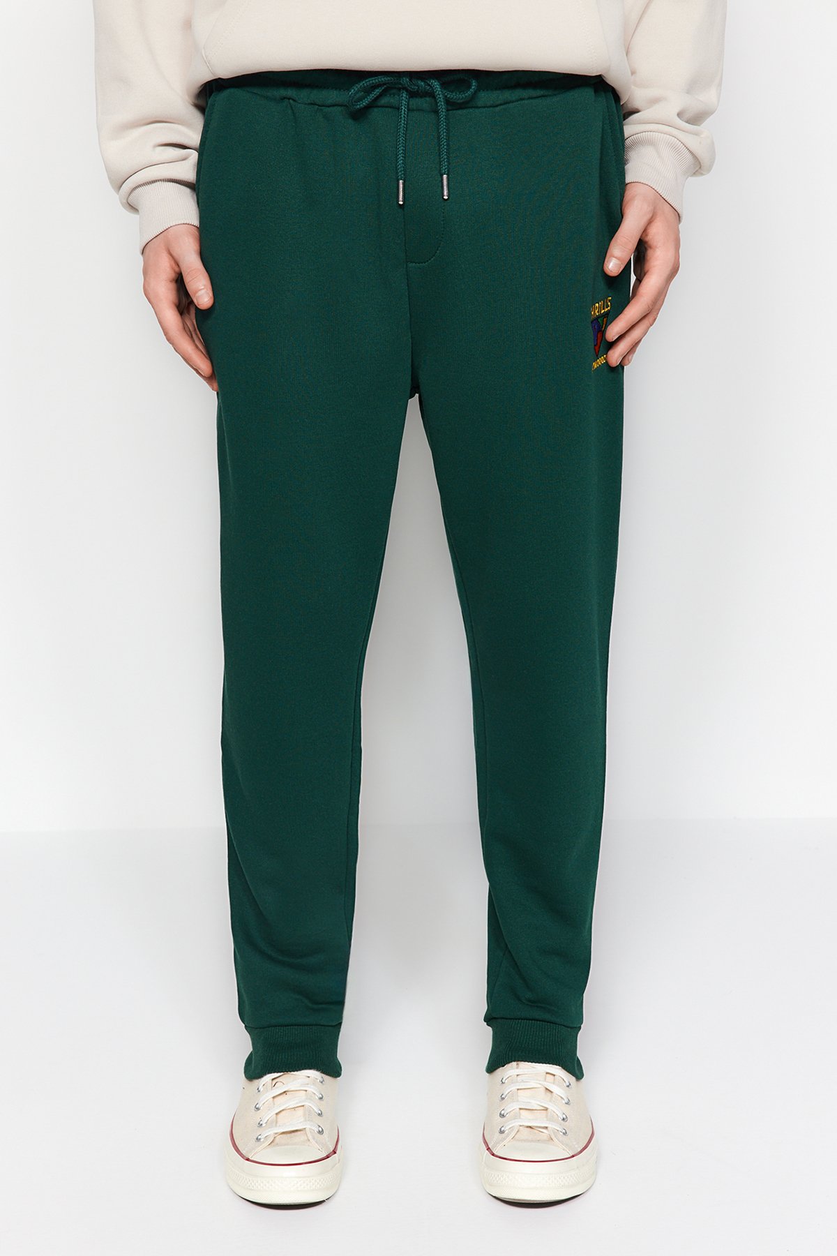 Trendyol Green Regular Cut Geometric-Text Embroidered Elastic Leg Sweatpants