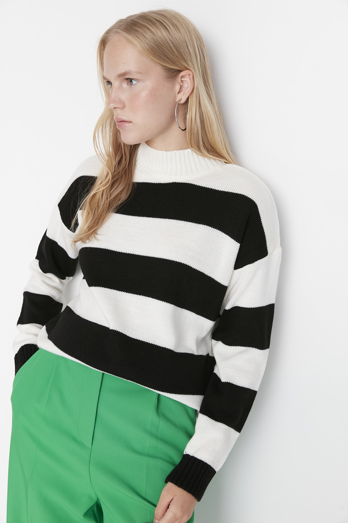 Trendyol Sweater - Ecru - Regular fit