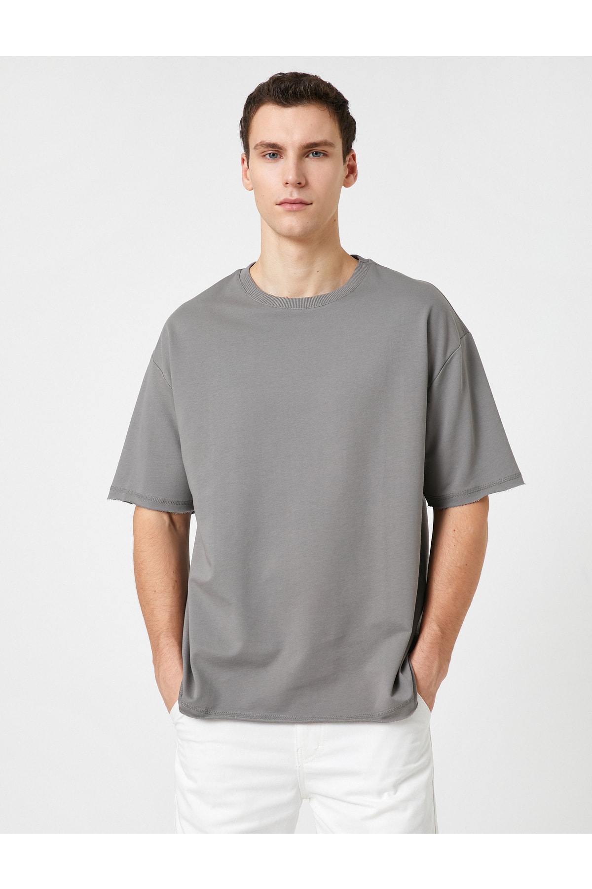 Levně Koton Basic Oversize T-Shirt Crew Neck Short Sleeve