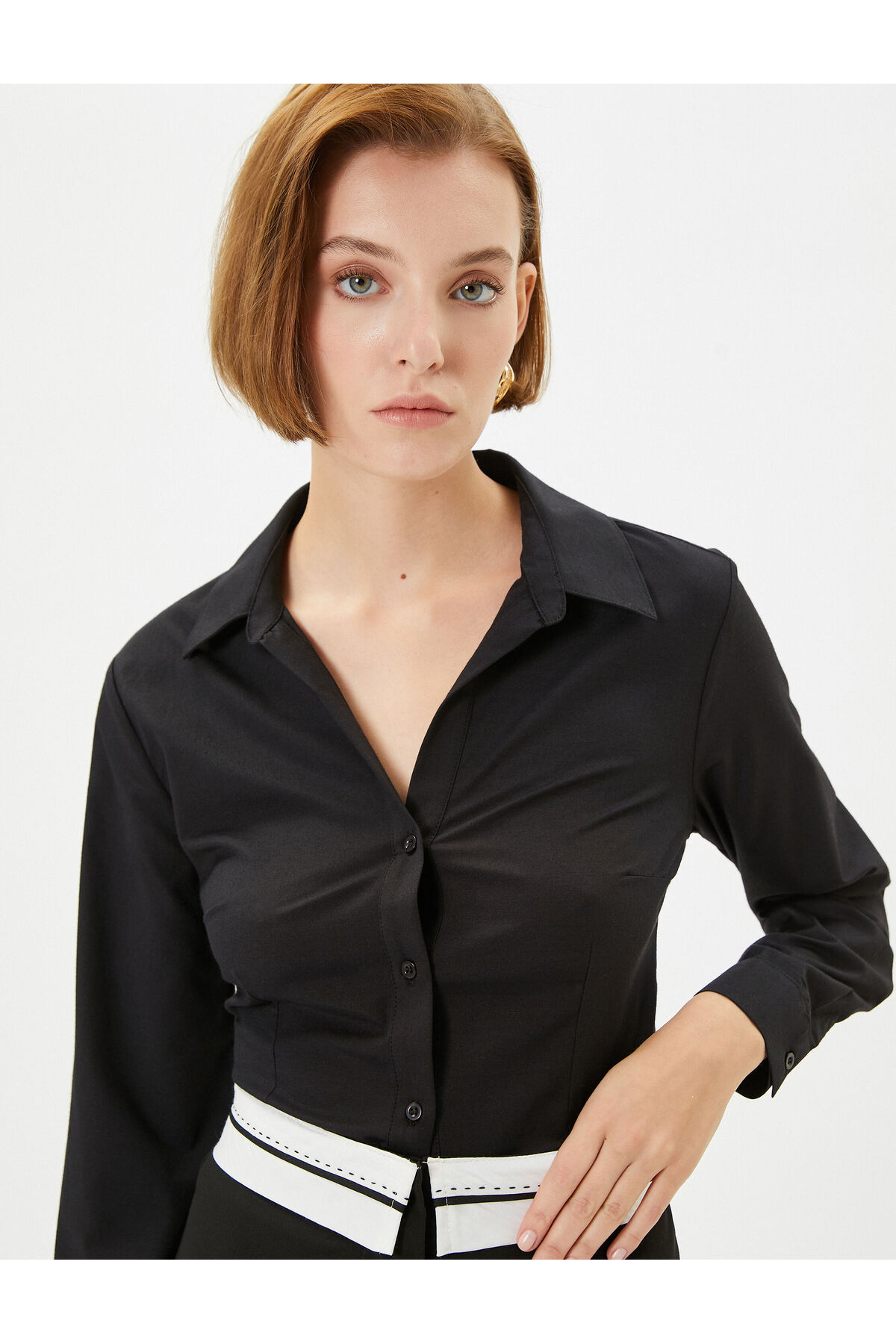 Levně Koton Normal Shirt Collar Plain Black Women's Shirt 4WAK60454UW