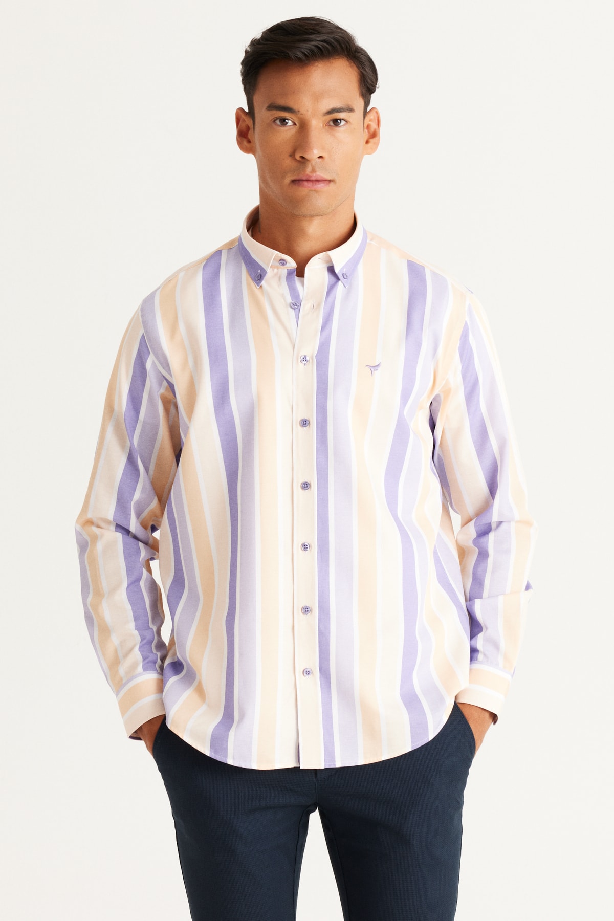 Levně AC&Co / Altınyıldız Classics Men's BEIGE LILA Comfort Fit Comfortable Cut Collar Striped Cotton Shirt with Buttons.
