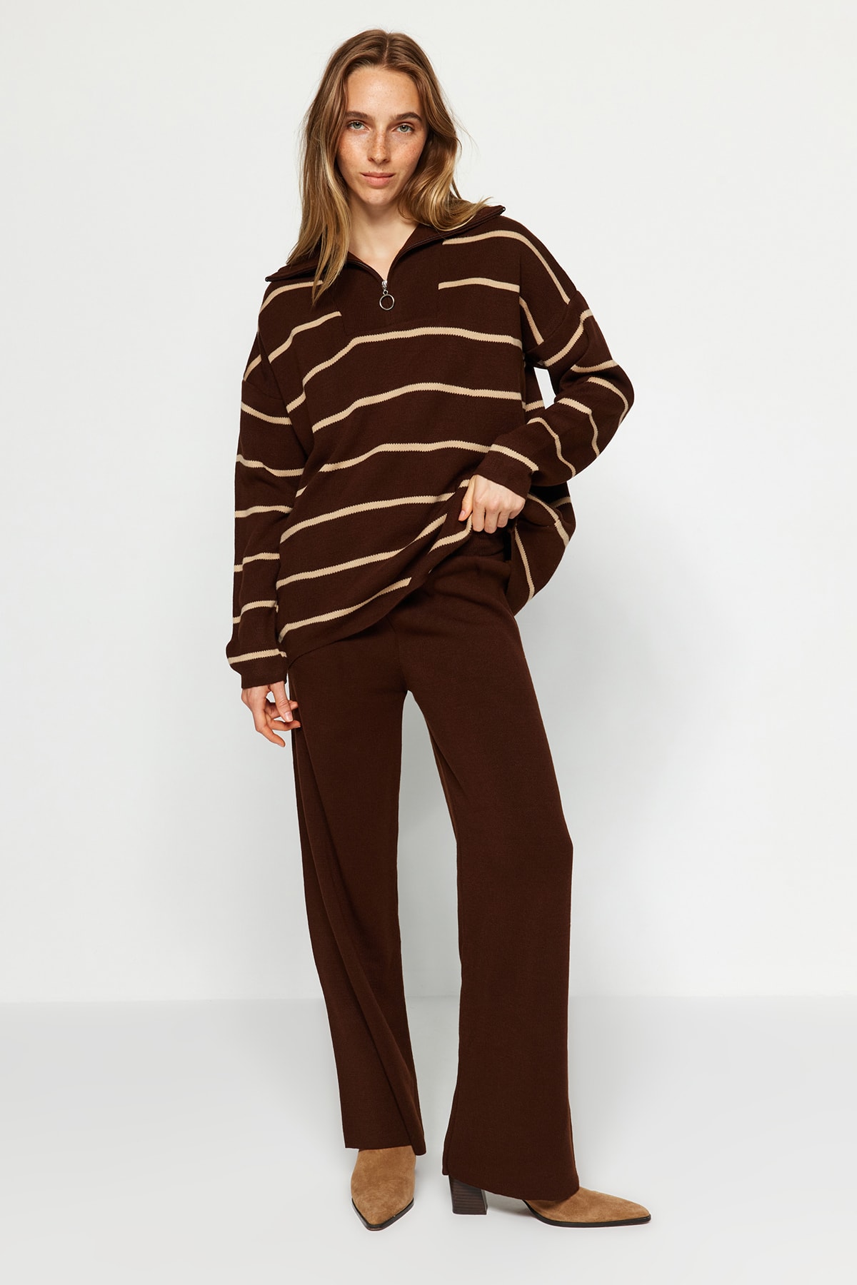 Trendyol Brown Wide Fit Zippered Knitwear Bottom-Top Set