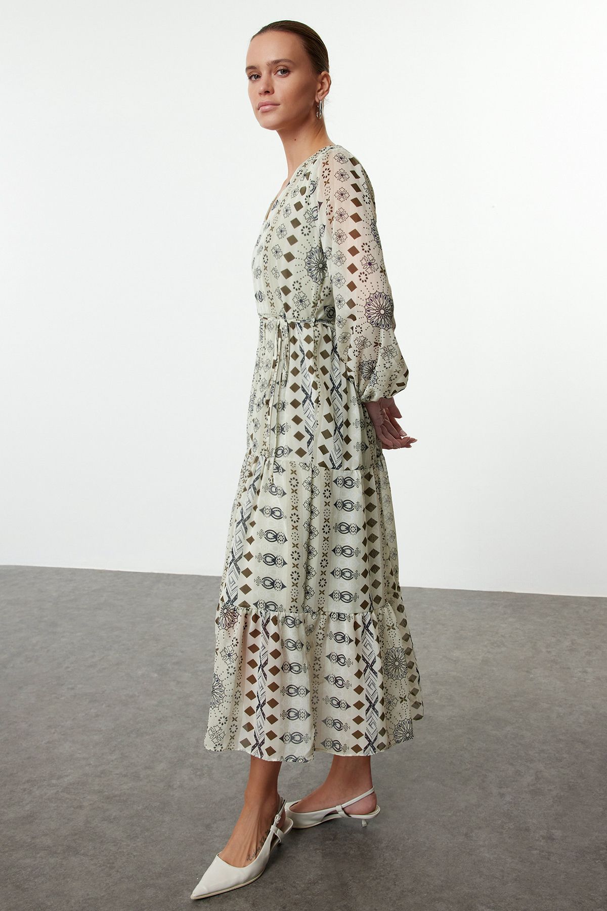 Trendyol Green Belted Ethnic A-Line Maxi Woven Winter Dress