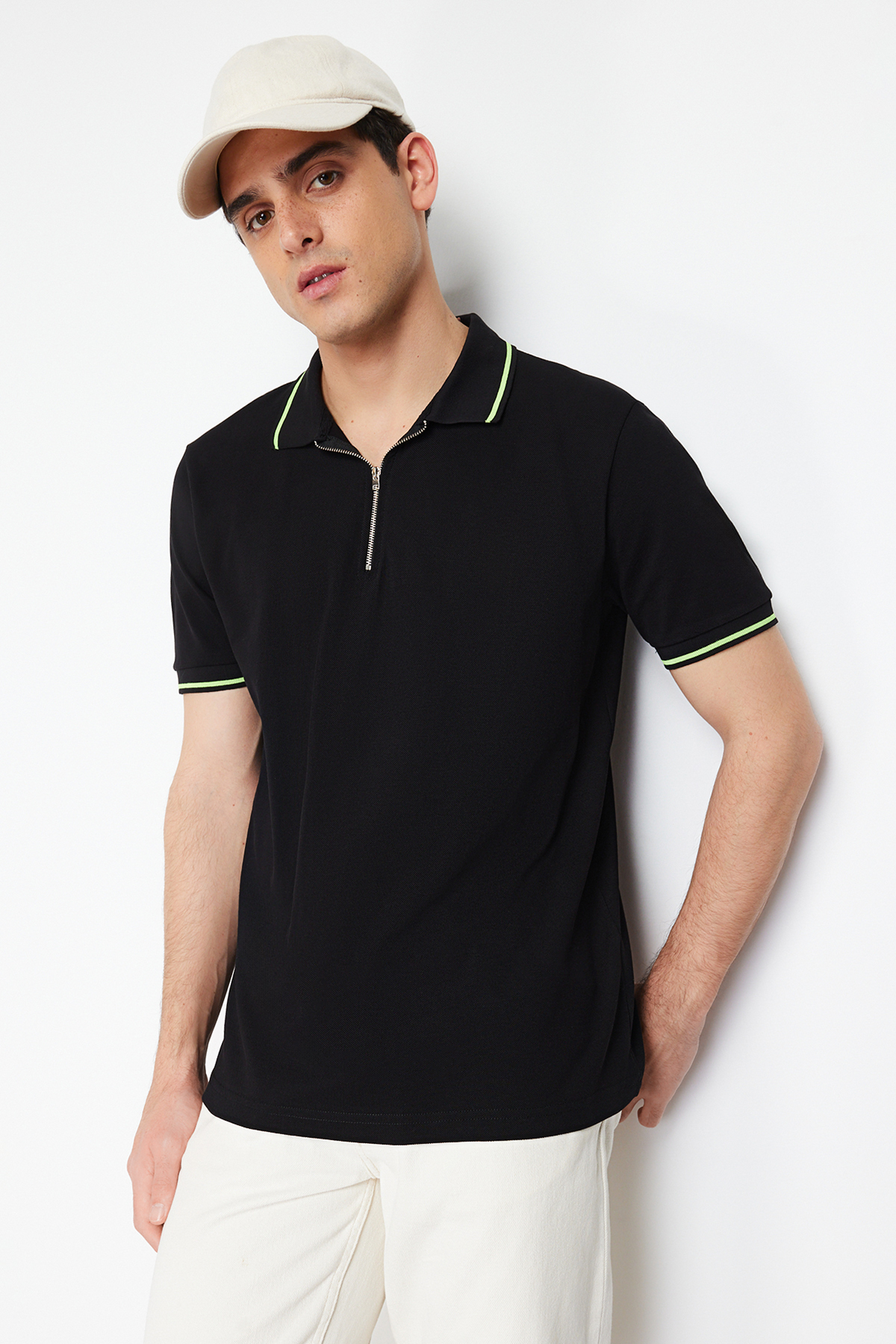 Trendyol Black Men's Zippered Regular Fit Polo Neck T-shirt