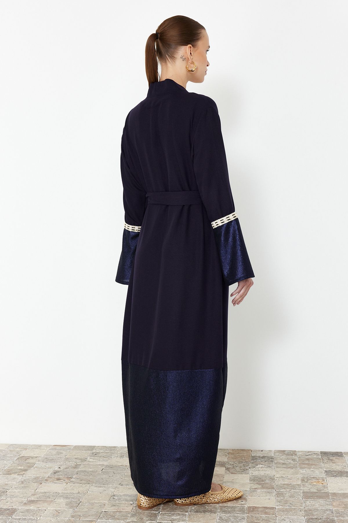 Trendyol Navy Blue Embroidered Sleeve Woven Cap & Abaya