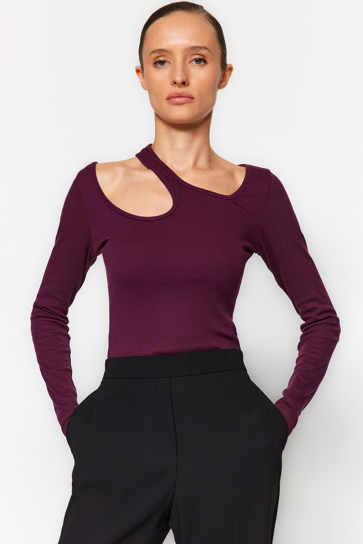 Trendyol Blouse - Burgundy - Slim fit