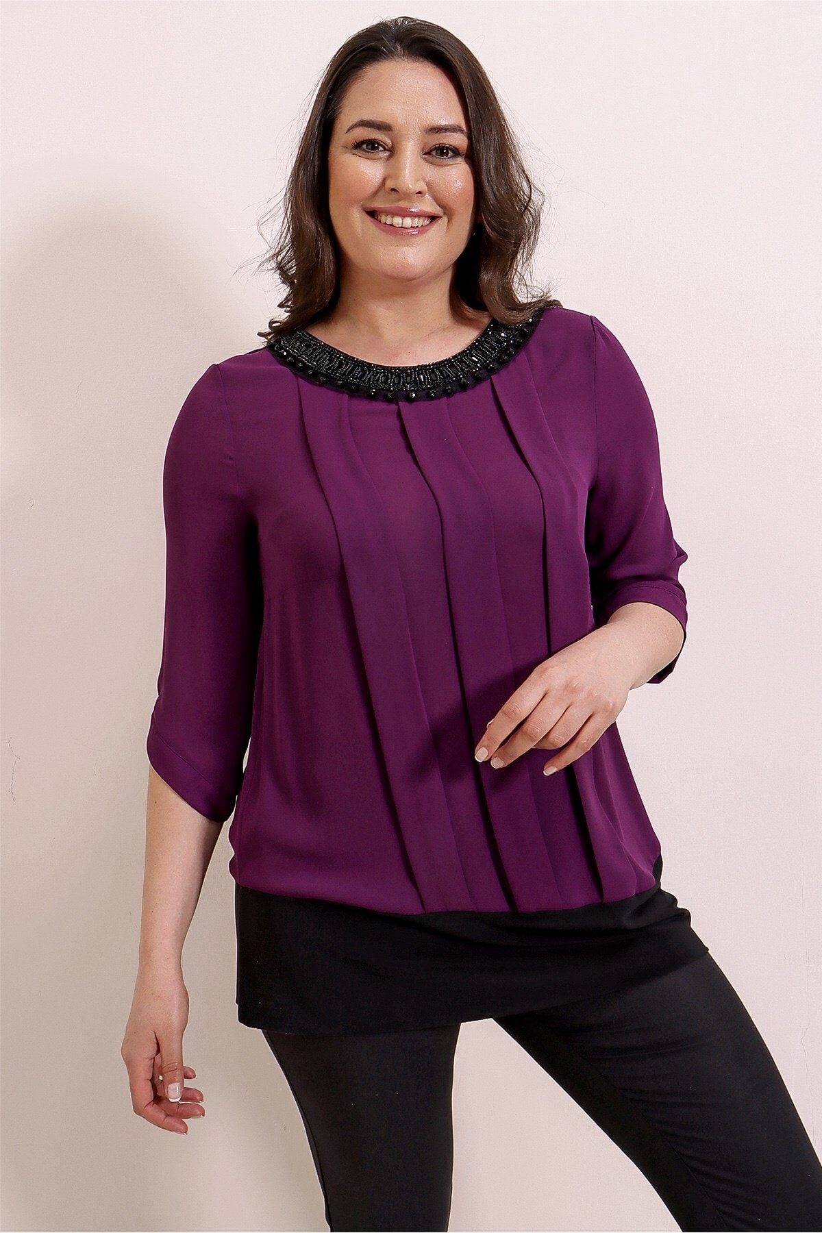 Levně By Saygı Plus Size Chiffon Blouse with Beaded Collar and Front Pleated