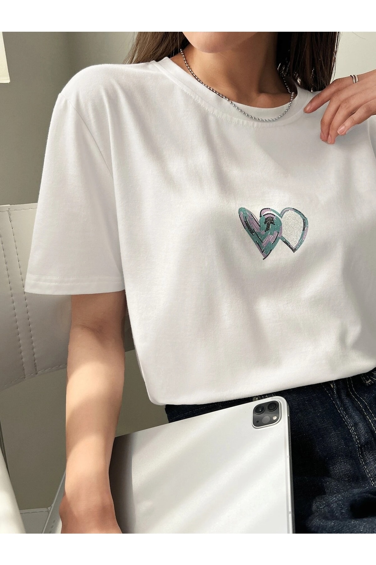 Know Women's White Double Heart Printed Oversize T-shirt