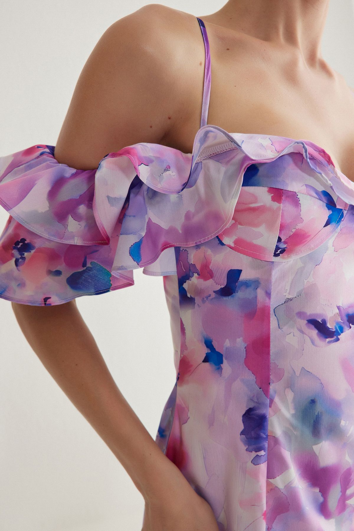 Trendyol Multicolored Bodycon Frilled Floral Patterned Woven Short Elegant Dress