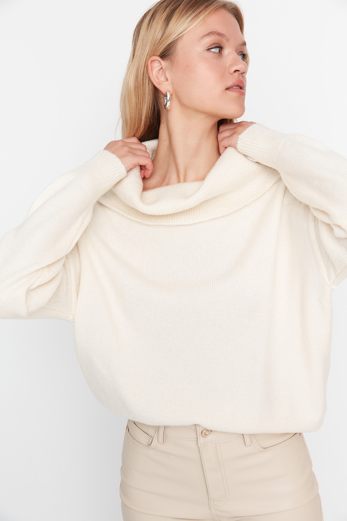 Women's sweater Trendyol Knitwear