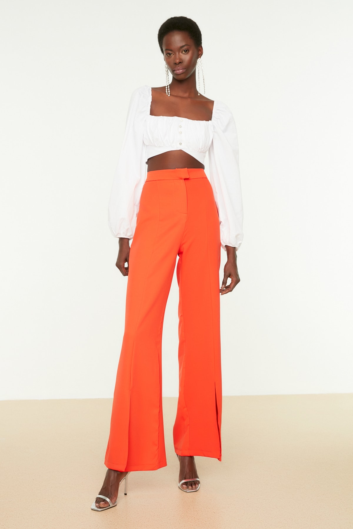 Pantaloni dama Trendyol Slit Detailed