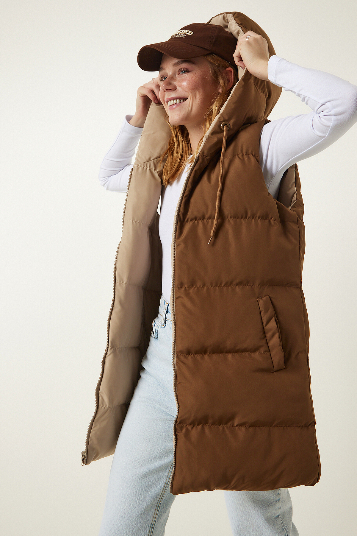 Happiness İstanbul Women's Beige Camel Hooded Reversible Puffer Vest
