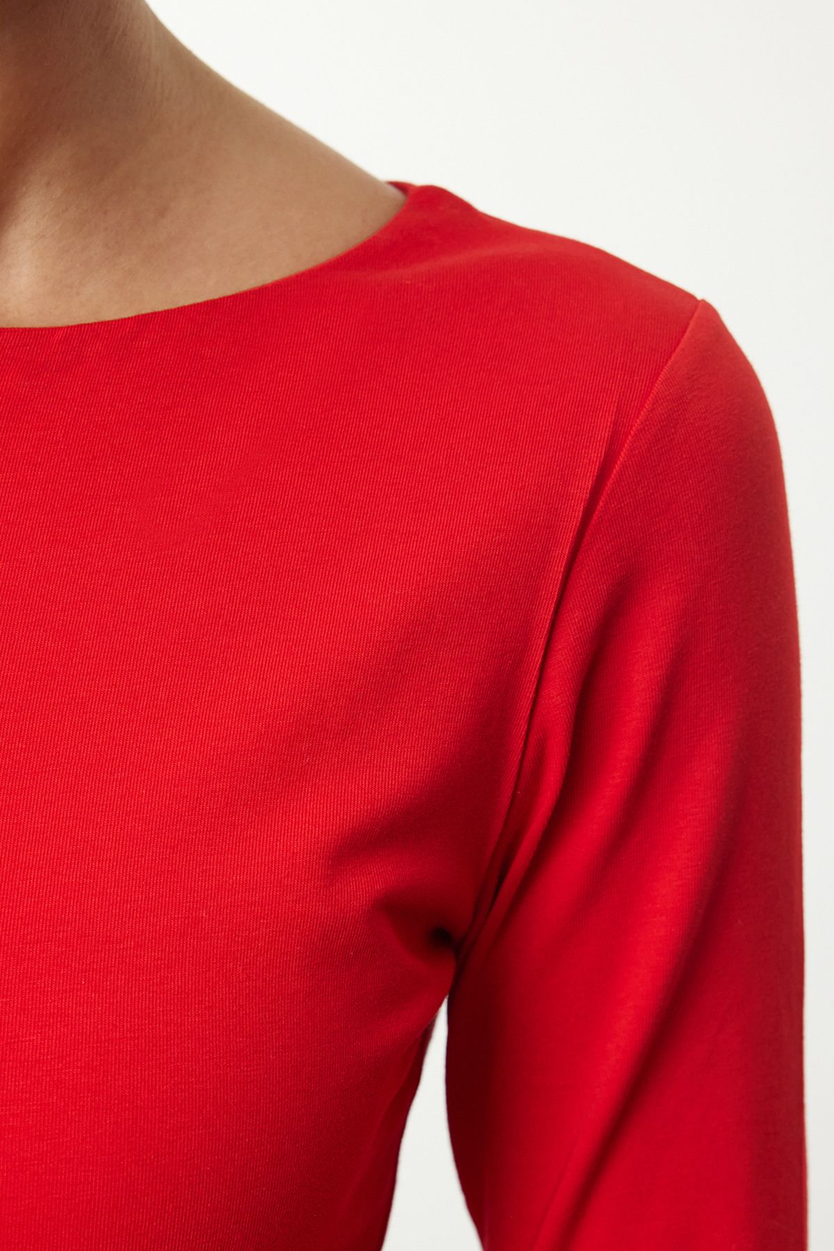 Trendyol Red Cotton Boat Neck Fitted Stretchy Blouse