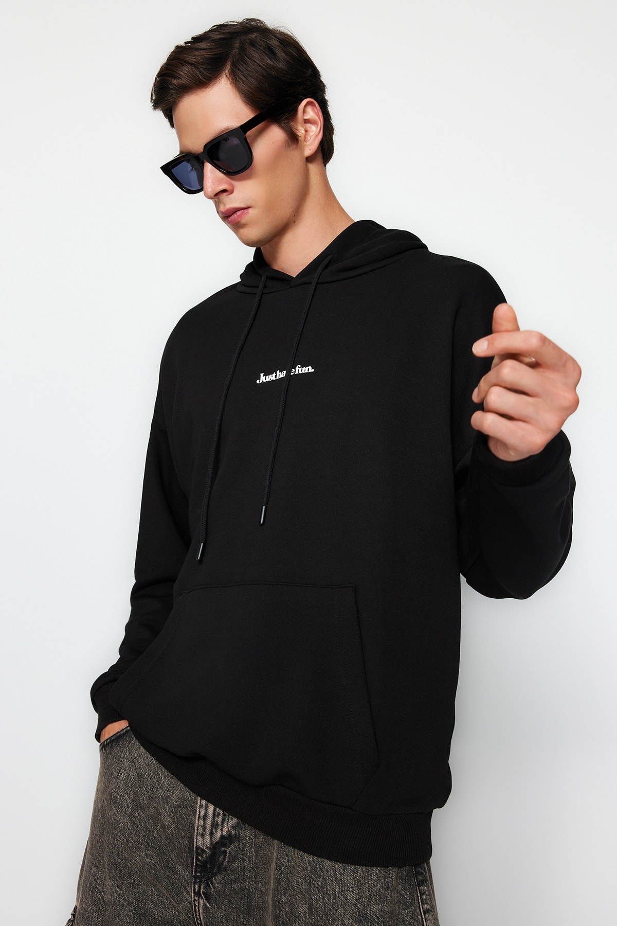 Trendyol Sweatshirt - Black - Oversize