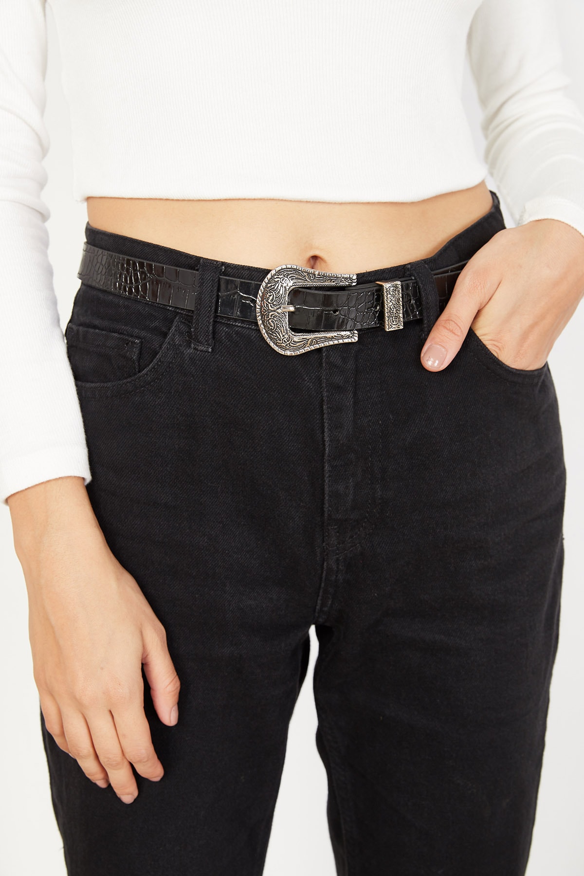 Lafaba Women's Black Carved Leather Belt