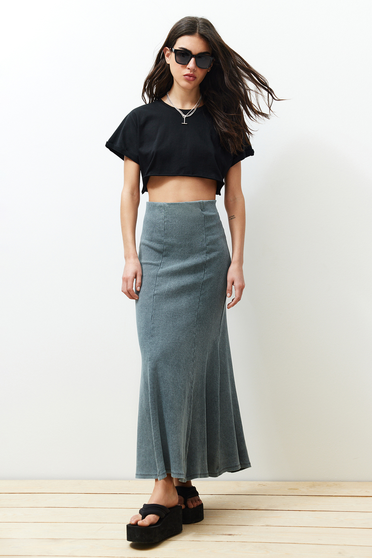 Trendyol Anthracite Faded Effect Stitching Detailed Maxi Flexible Skirt