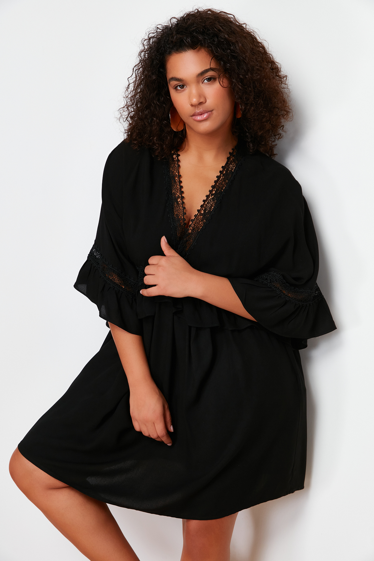 Trendyol Curve Black Sleeve Ruffle Lace Strip Detail Mini Plus Size Beach Dress