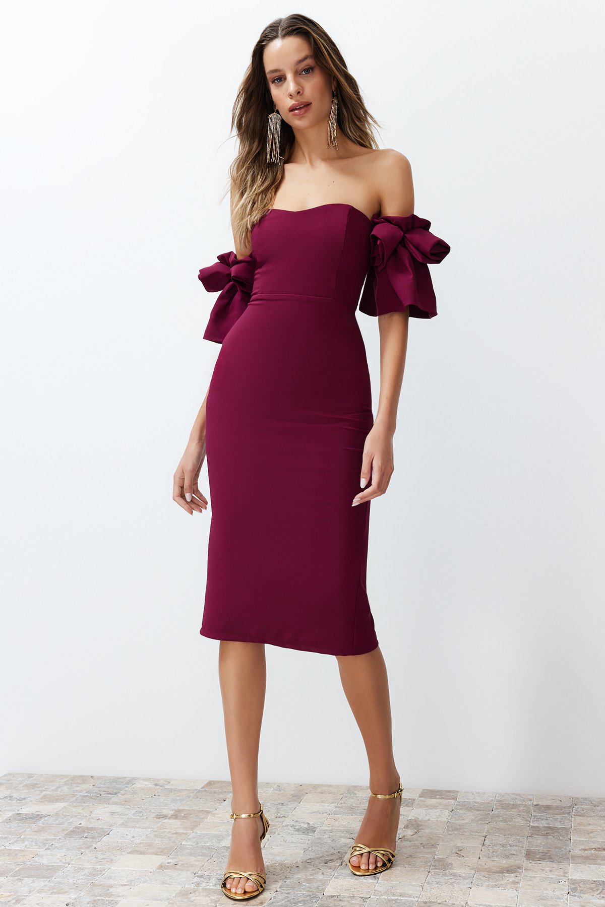 Levně Trendyol Purple Rose Accessory Elegant Evening Dress