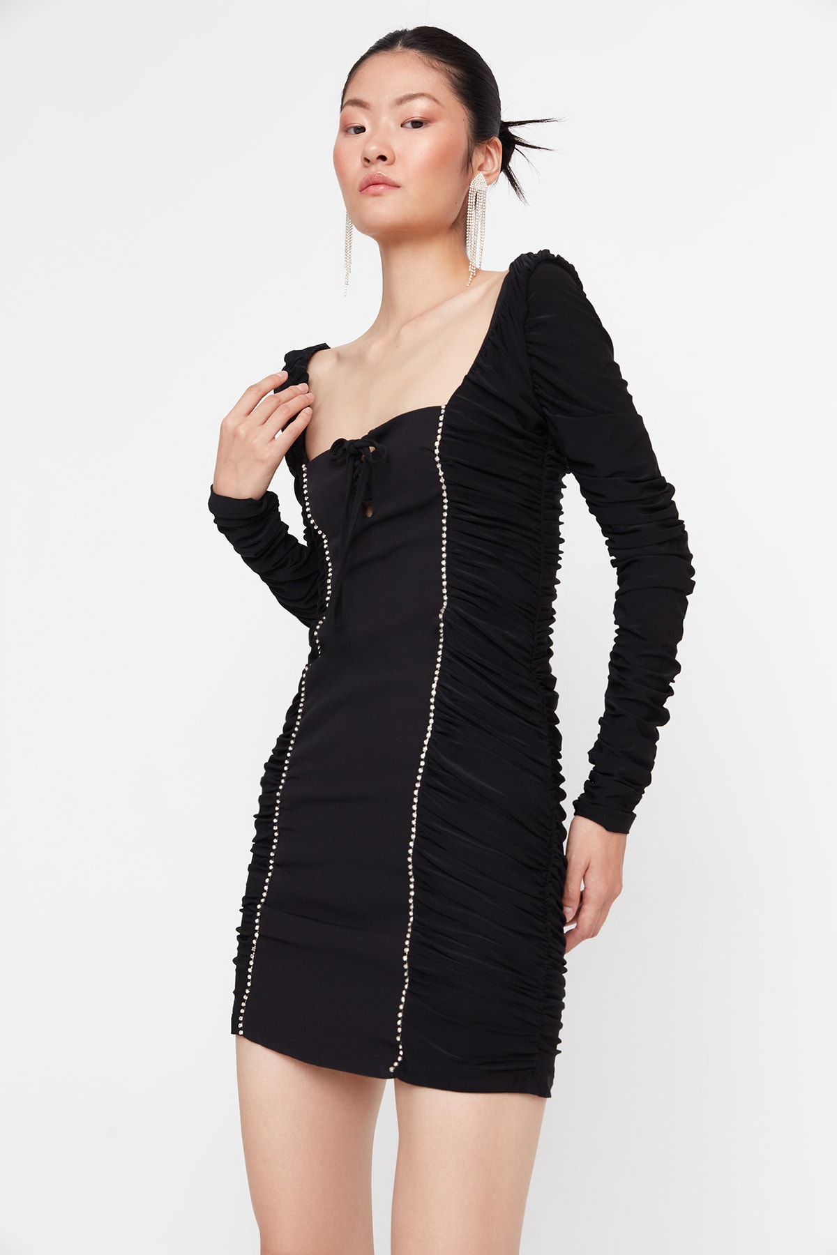 Levně Trendyol Black Stone Stripe Detailní tkané stylové večerní šaty