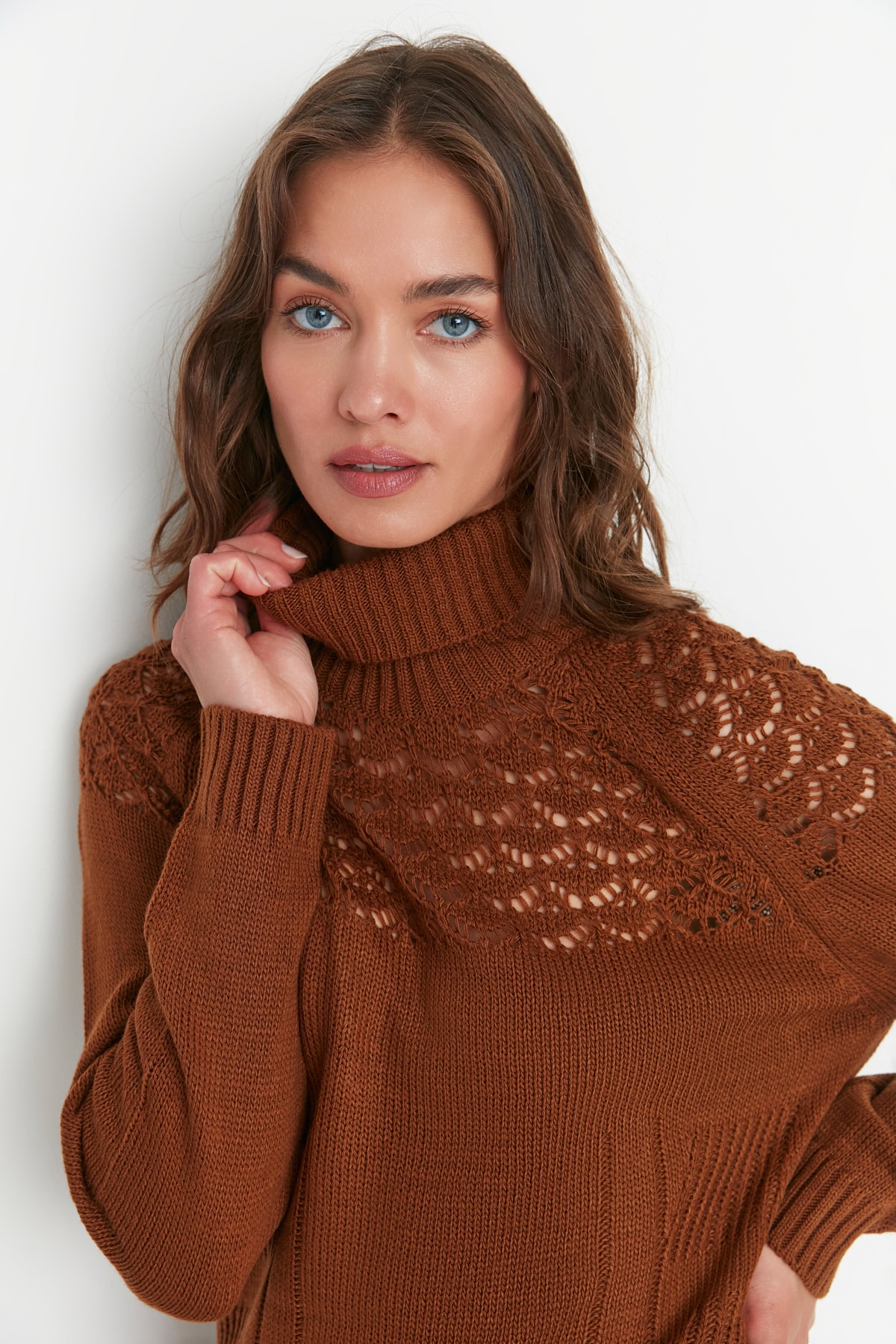 Trendyol Cinnamon Turtleneck Knitwear Sweater