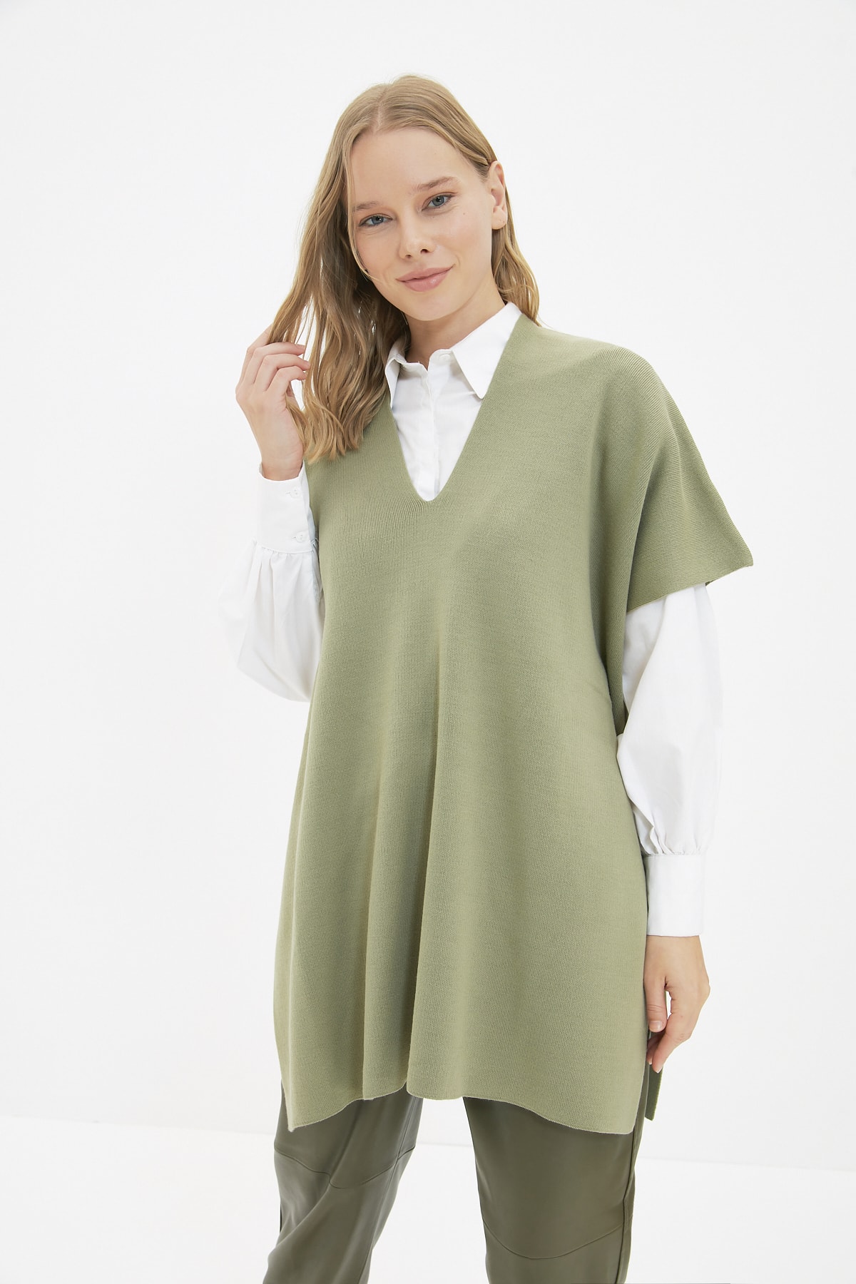 Trendyol Green V Neck Knitwear Sweater