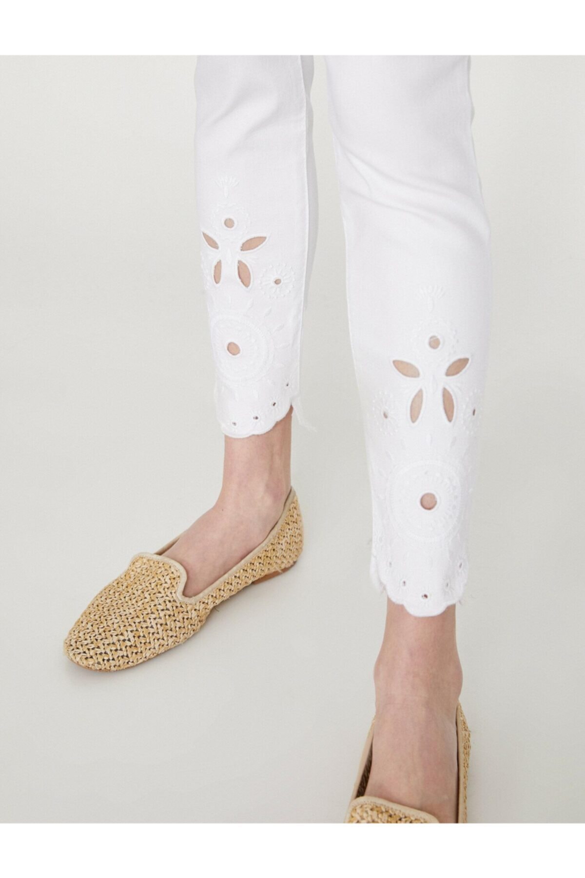 Koton femeii de buzunar detaliate picior pantaloni detaliate