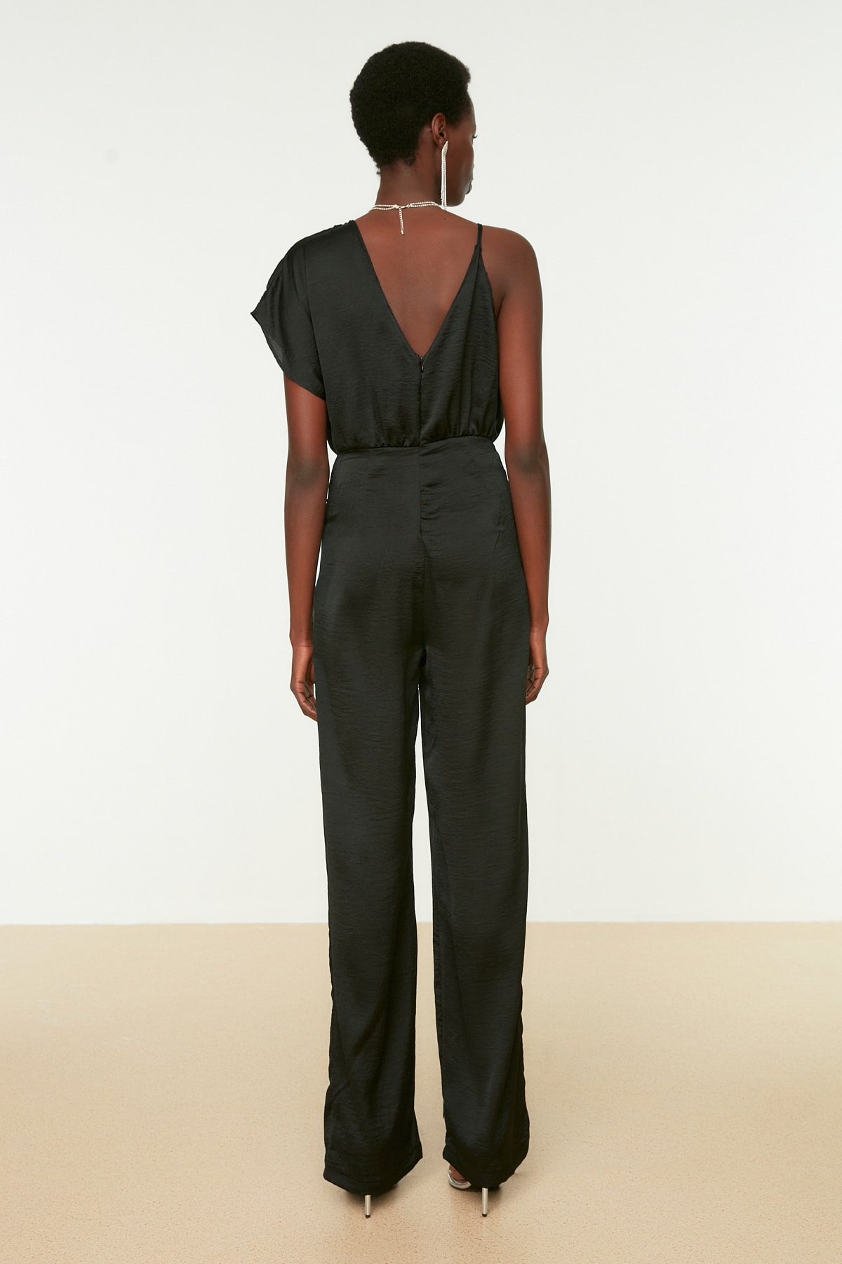 Trendyol Black Stone Accessory Satin Jumpsuit