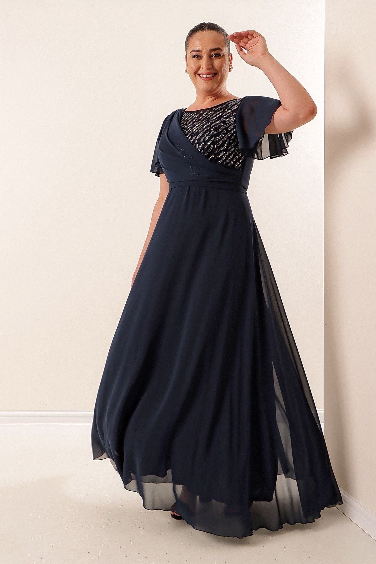 Levně By Saygı Wide Size Range Damson Long Plus Size Chiffon Front Beaded Embroidered Lining