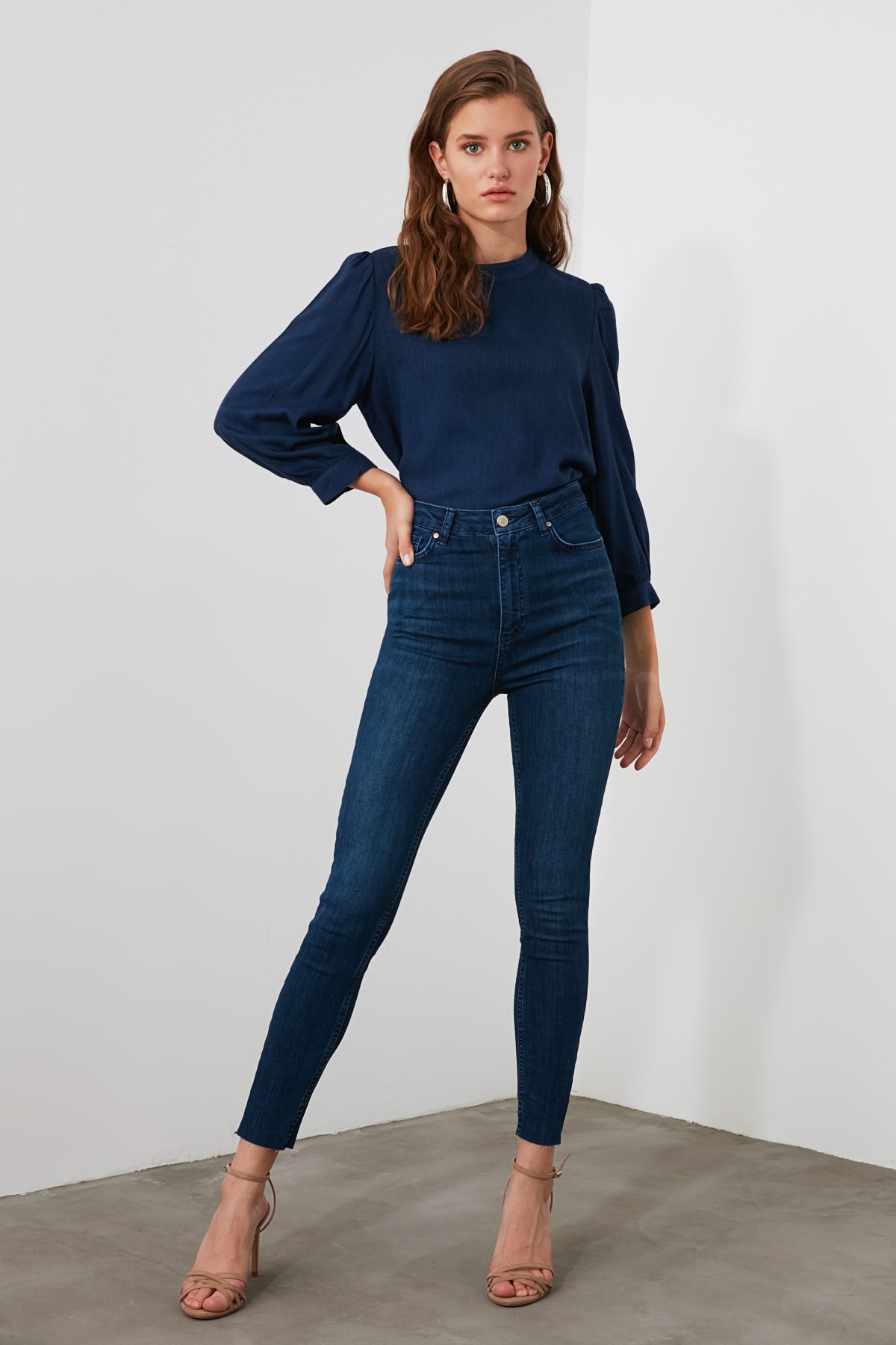 Blugi dama, Trendyol High Waist