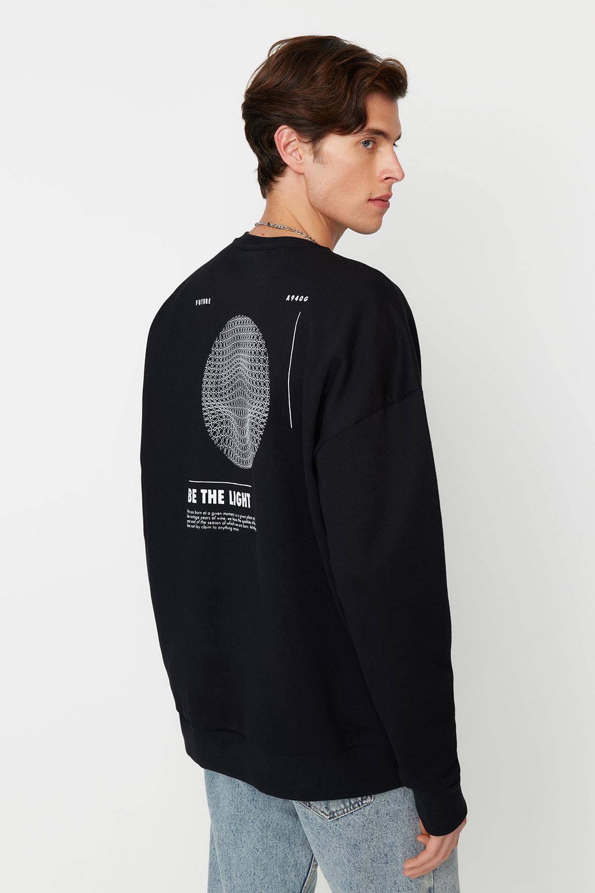 Levně Trendyol Black Oversize/Wide Cut Crew Neck Fleece Inside Mystic Printed Sweatshirt
