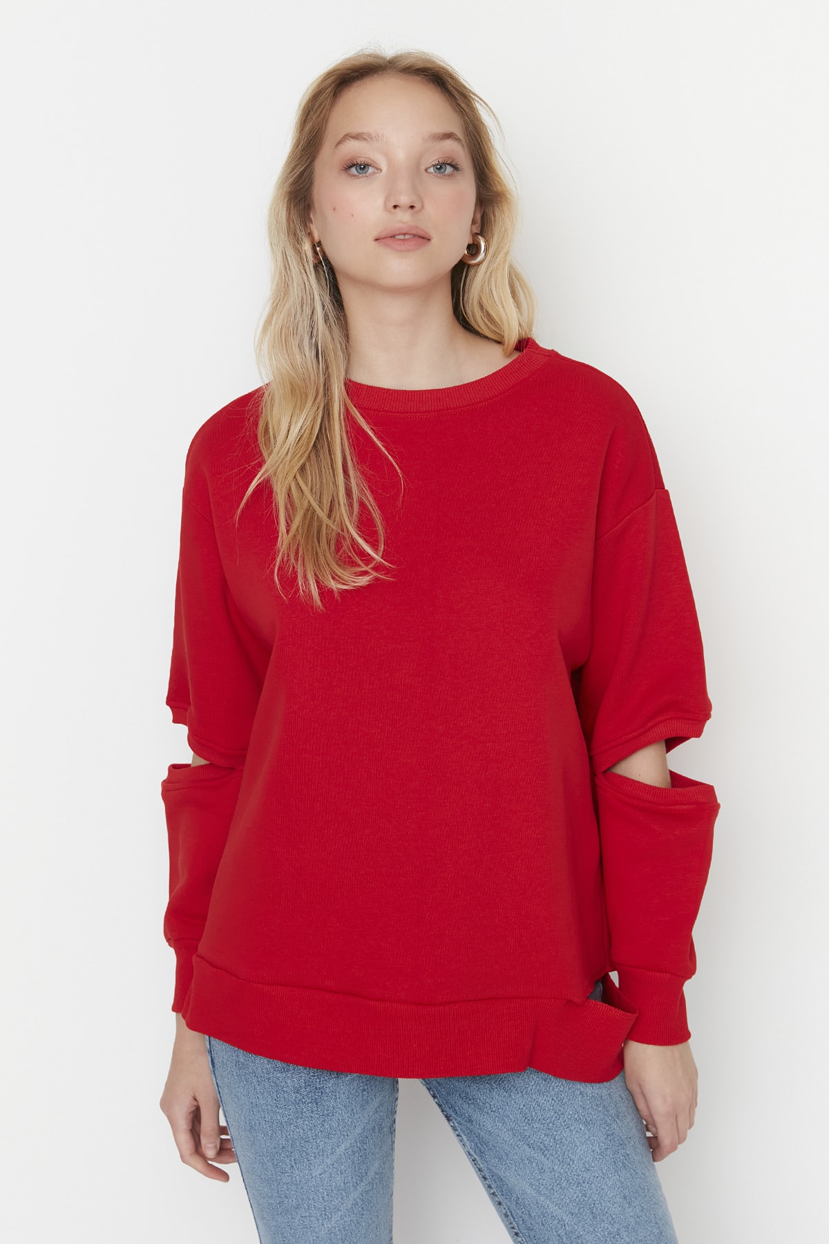 Trendyol Red Cut Out Detailed Knitted Sweatshirt With Fleece Inside