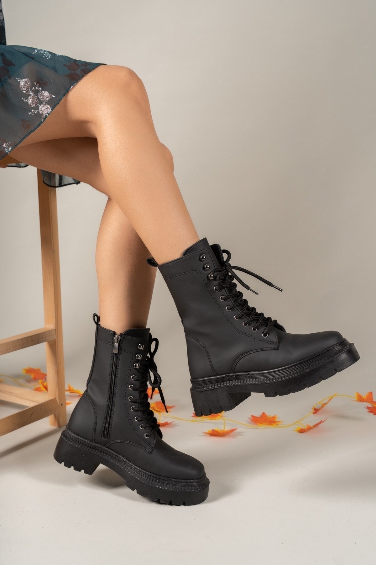 Riccon Extra Matte Black Women's Zippered Boots 0012299