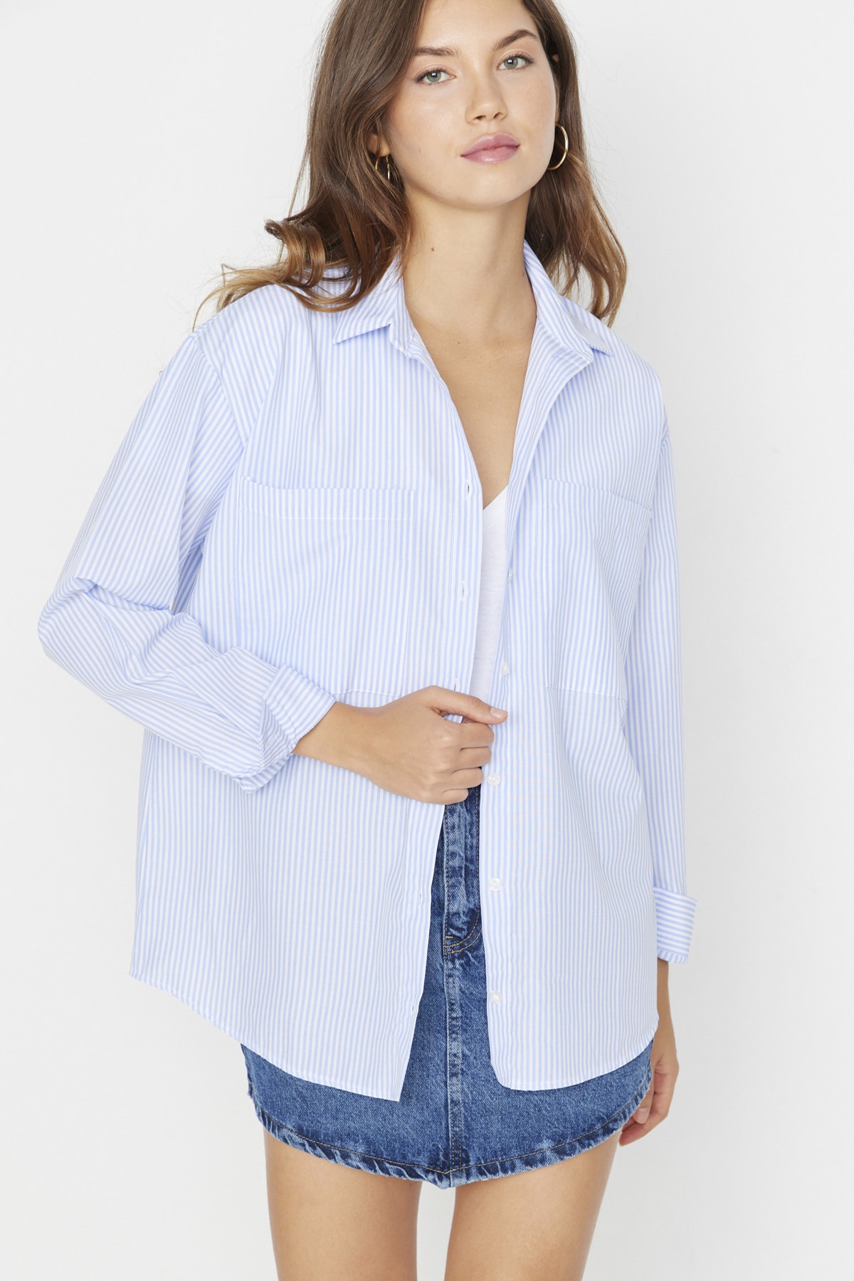 Levně Trendyol modrá pruhovaná kapsa Detailní oversize / Crosssuit tkaná košile