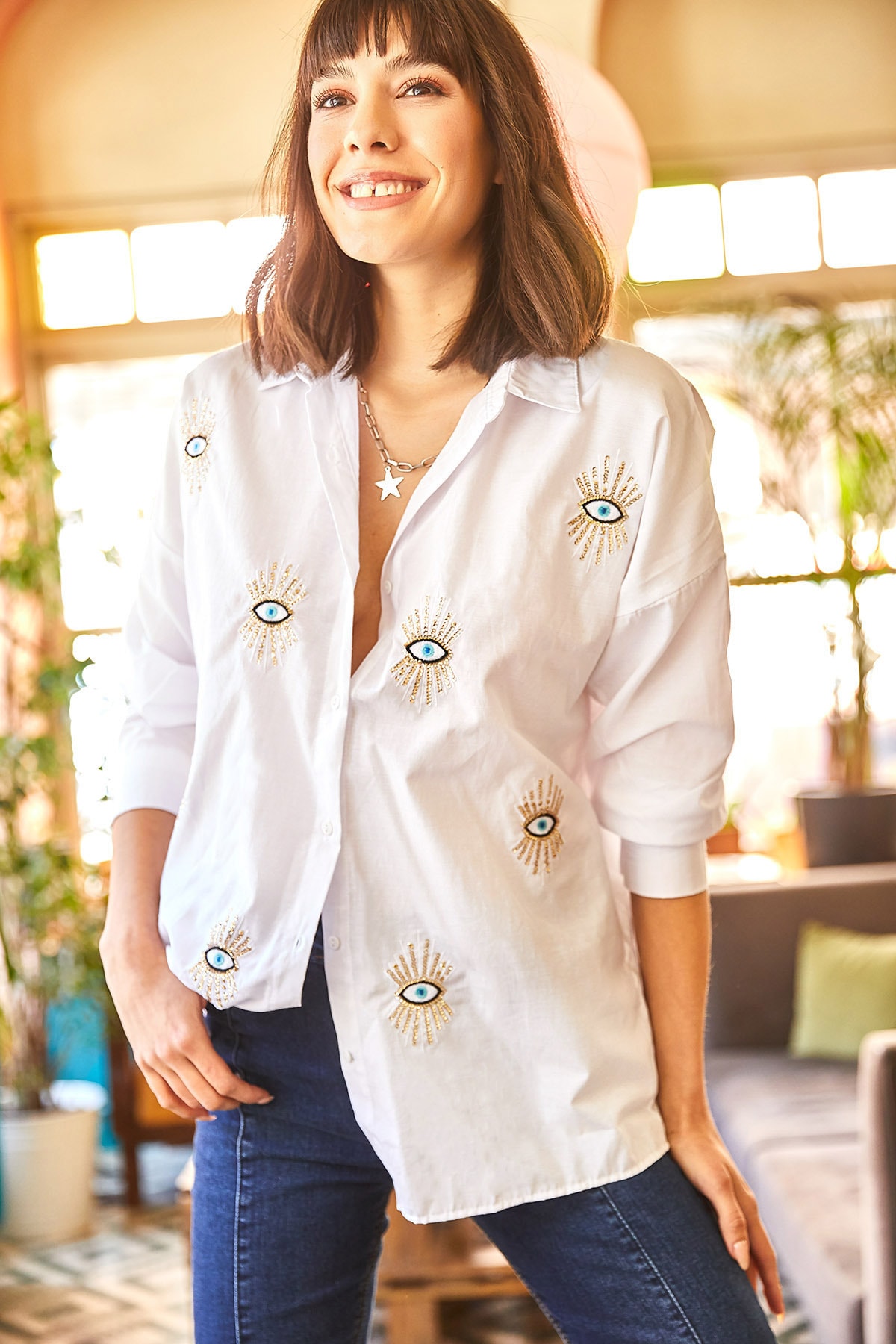 Levně Olalook Women's White Eye-Sequined Detailed Woven Boyfriend Shirt
