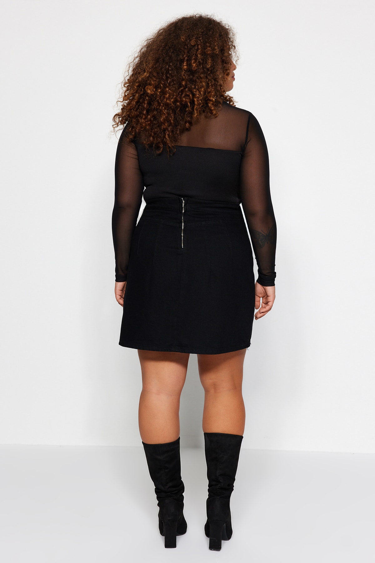 Trendyol Curve Black Accessory Detailed Denim Skirt