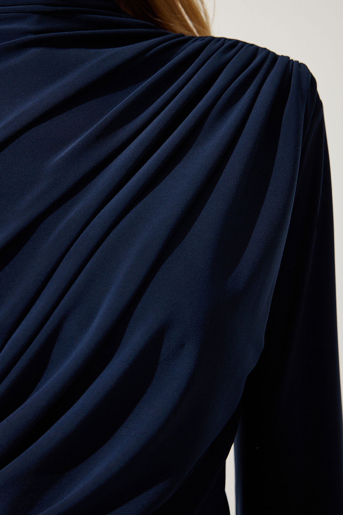 Happiness İstanbul Women's Navy Blue Gathered Detailed High Neck Sandy Blouse