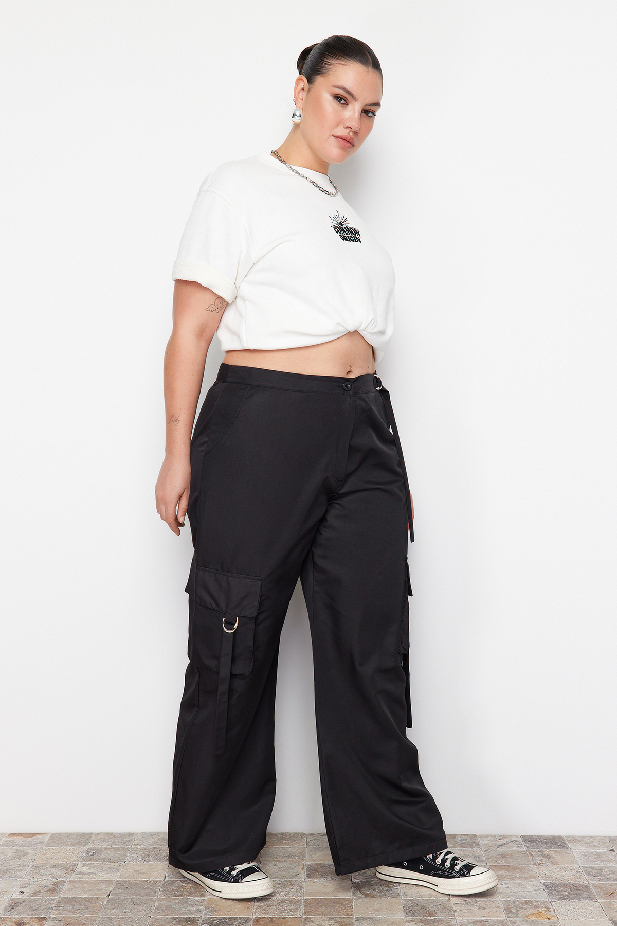 Trendyol Black Wide Leg Parachute Pantaloni țesute