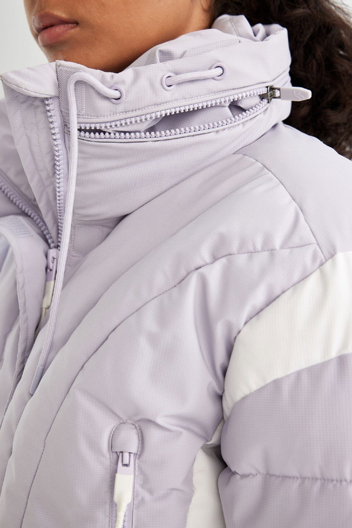 DEFACTO Fit Warm Jacket Water Repellent Windproof Puffer Crop Hidden Hooded Zippered Pocket