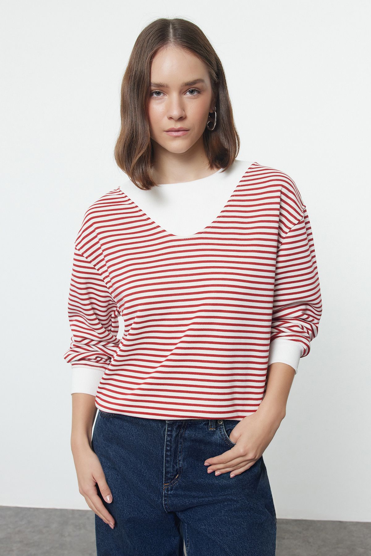 Trendyol Burgundy Color Blocked Striped Oversize/Wide Fit Collar Thick Knitted Sweatshirt