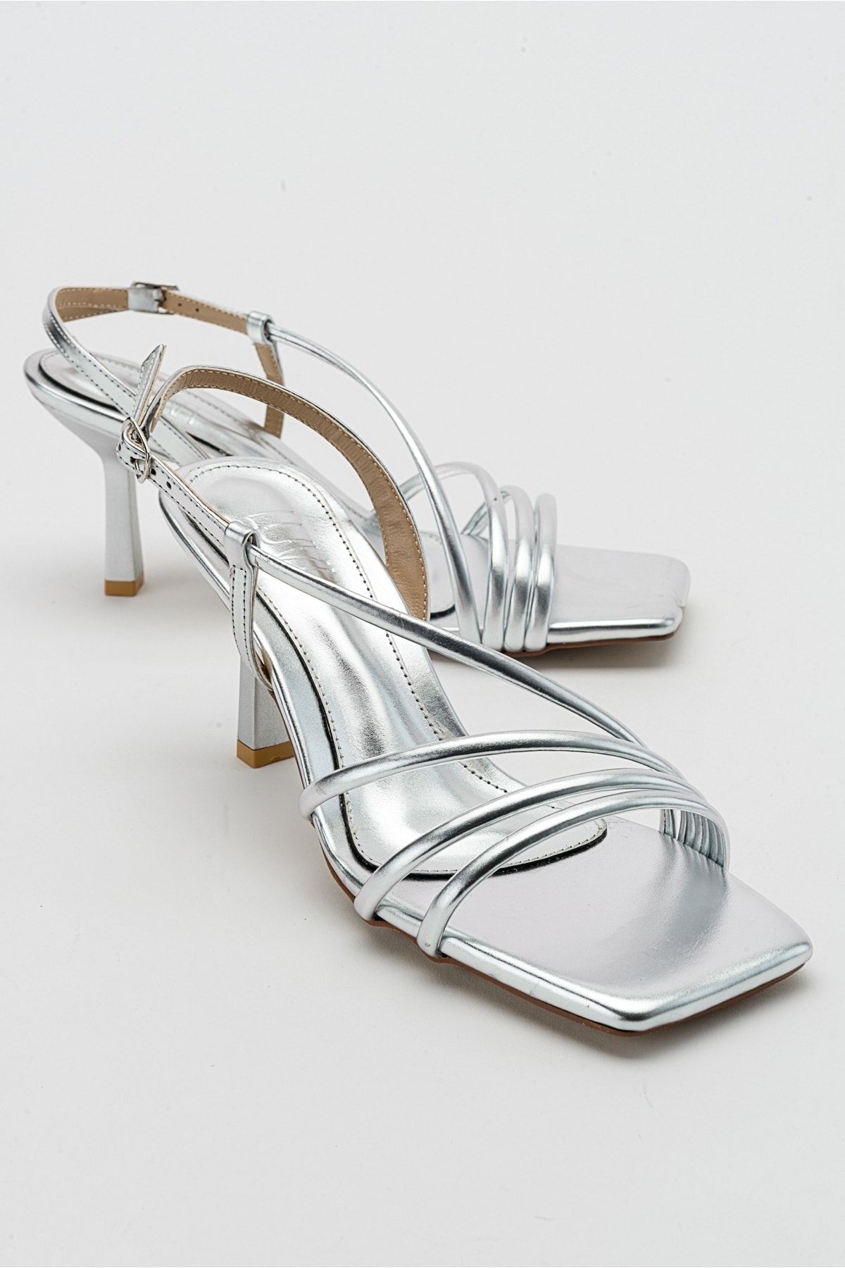 Levně LuviShoes Narva Silver Metallic Women's Heeled Shoes